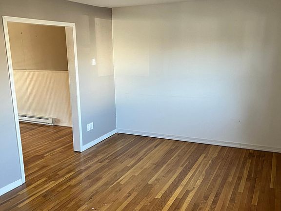 5th image of 6246 Glen Ct