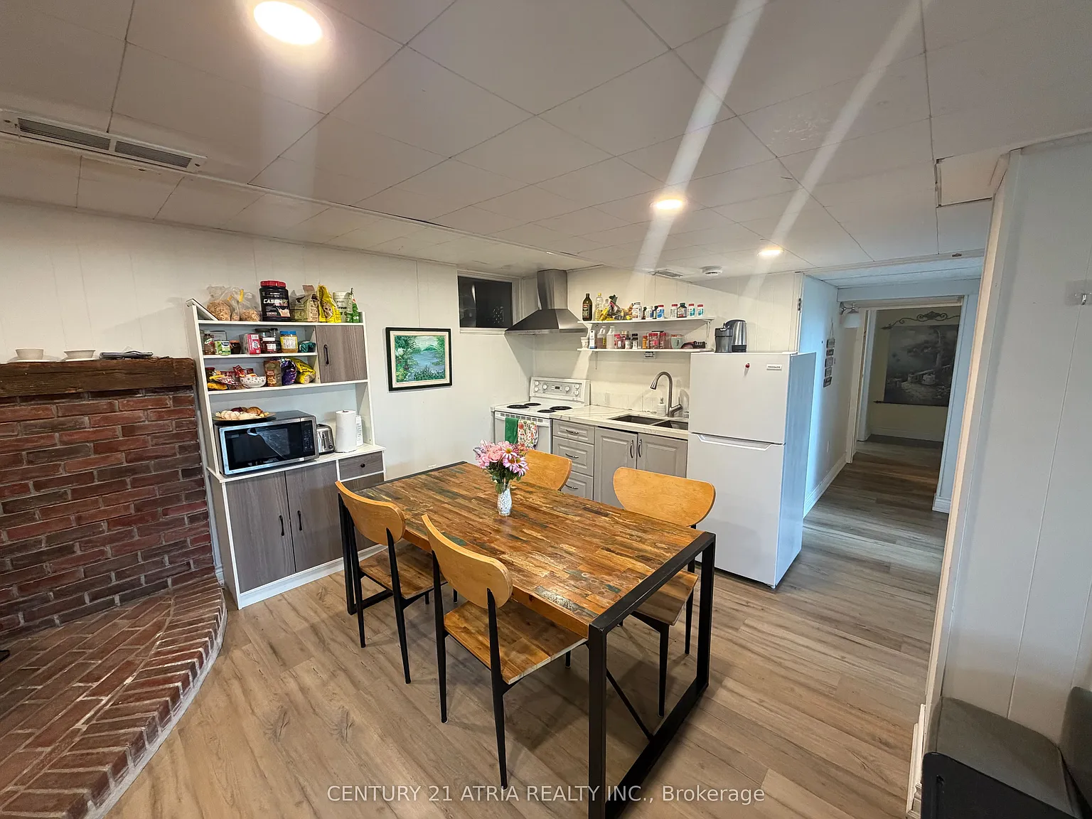 2 bed, $1,450 — Photo 4