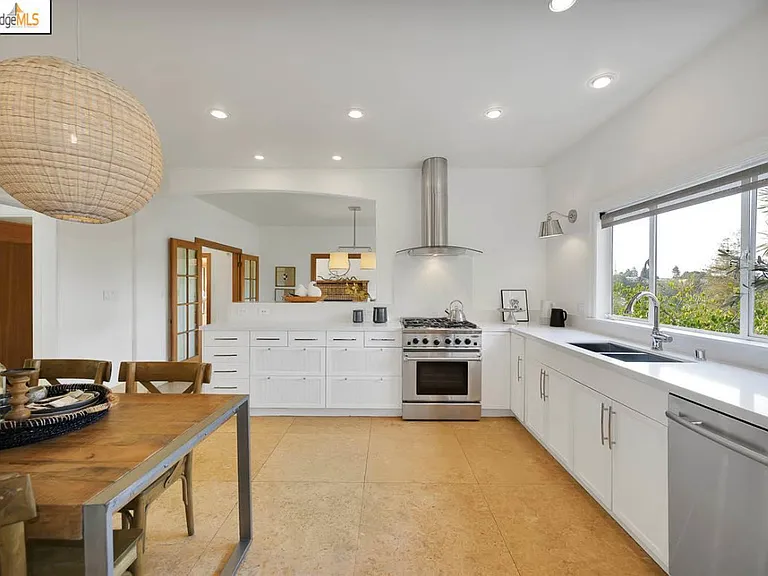 1 Hillwood Pl — Photo 8