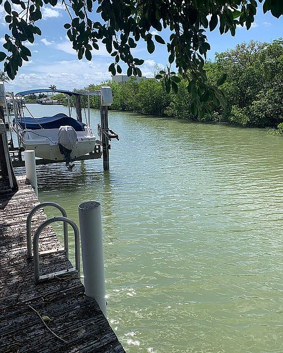 5min openwater/10,000 island
