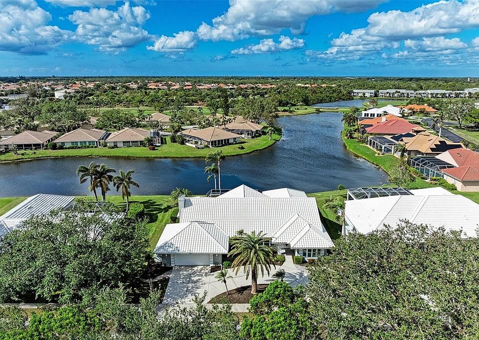 1st image of 807 CARNOUSTIE DRIVE