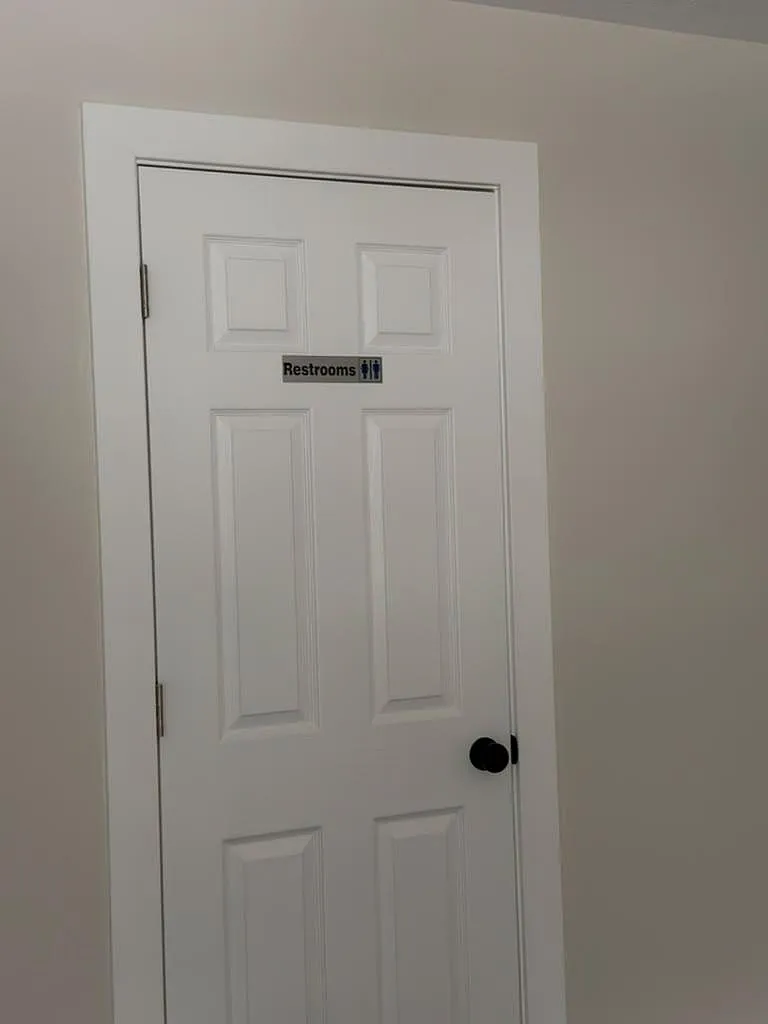 4 bed, 2.5 bath, 1942 sqft, $1,048 — Photo 4