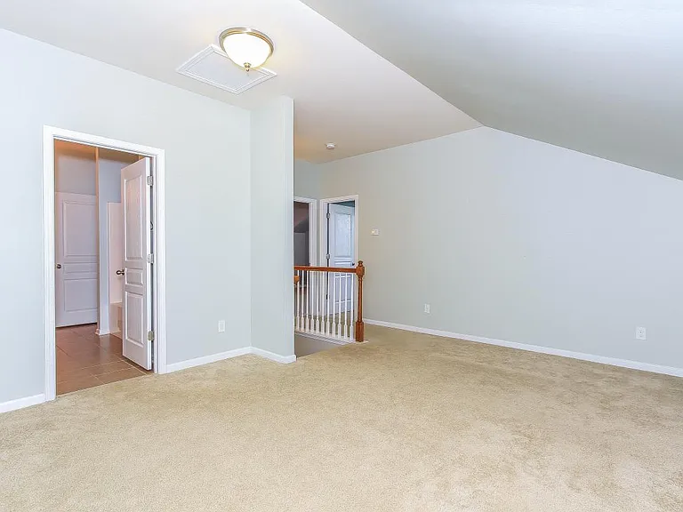 120 Misty Knoll Ln — Photo 23