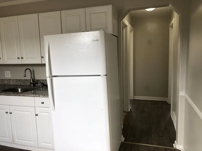 27189 Seyburn Ave — Photo 9