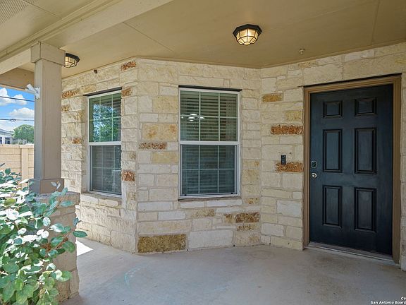 3rd image of 104 Jolie Circle