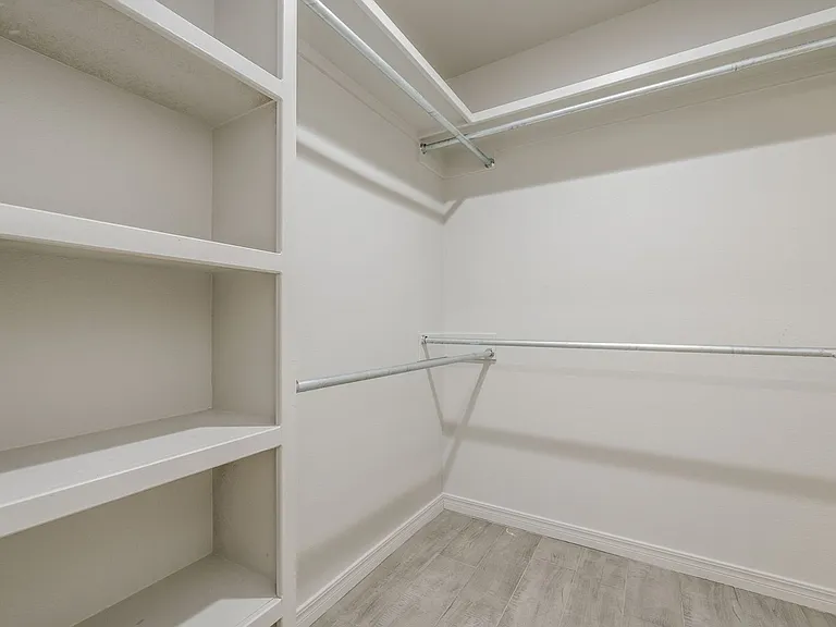 13987 Periwinkle Dr — Photo 19