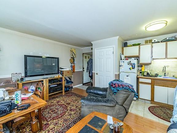 5th image of 353-359 Marshall St #1D