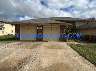 513 Sky Vue Dr APT A, Raymore, MO 64083
