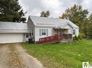 2183 Main St, Lawtons, NY 14091