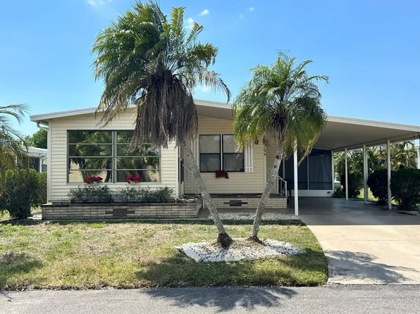 194 Castle Dr, Nokomis, FL 34275