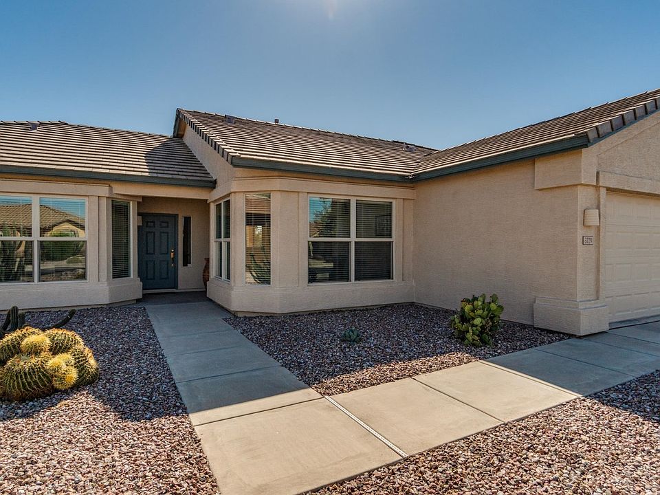 3729 E Peach Tree Dr-4