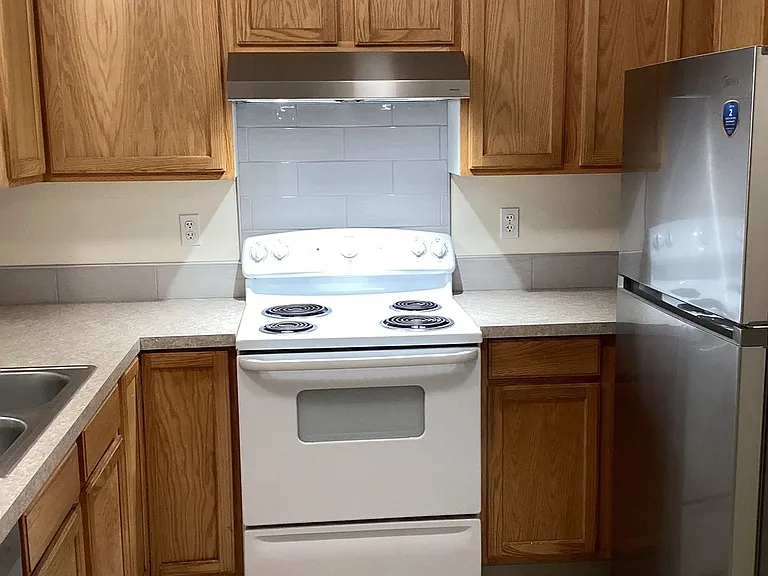 1826 98th Pl SW #B — Photo 6