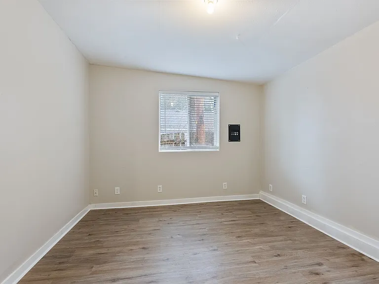 Ainsworth St - Rooms for Rent — Photo 31