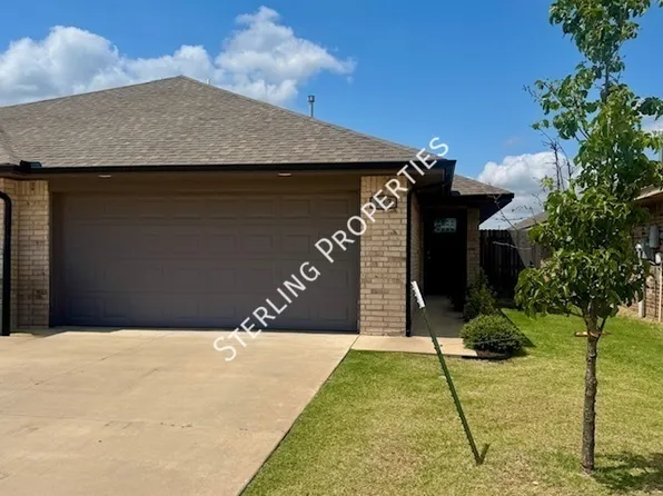 923 Coles Creek Ln, Yukon, OK 73099