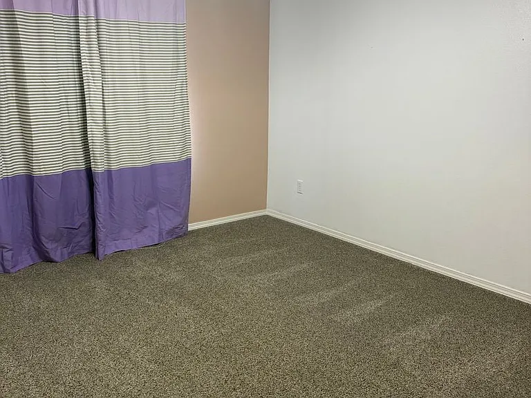 1311 Keystone Loop NE — Photo 32