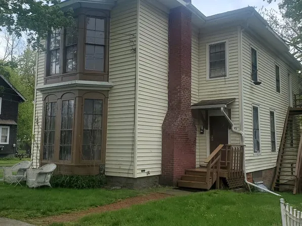 401 W Gray St, Elmira, NY 14901
