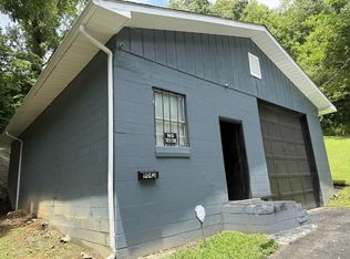 904A E Cumberland Ave, Middlesboro, KY 40965