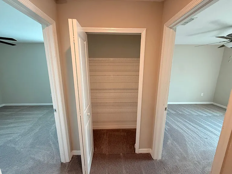 10363 Shady Preserve Dr — Photo 17