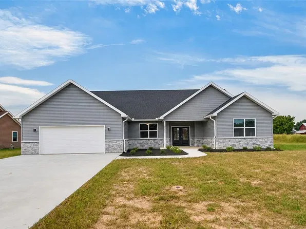 2650 Pleasant View Dr, Troy, OH 45373