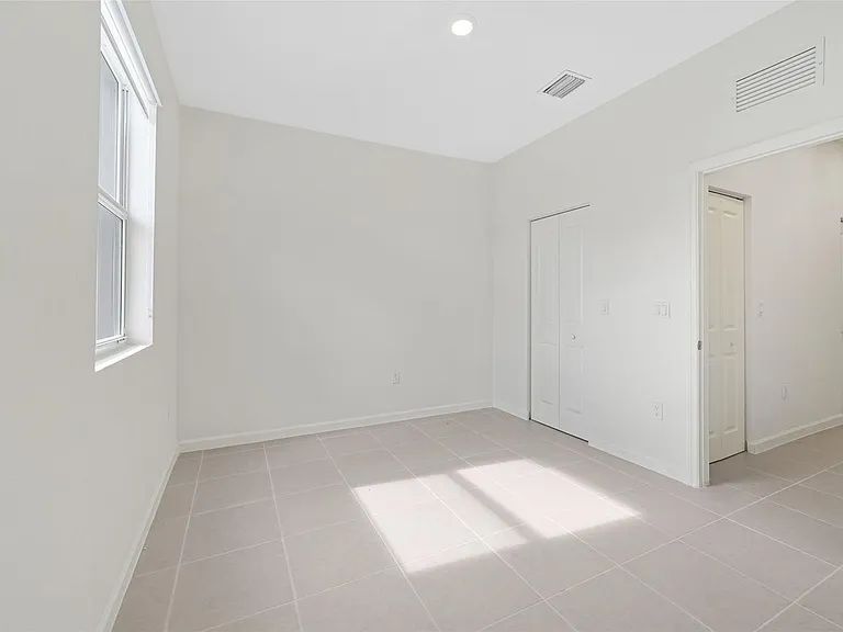 17845 SW 356th Ter — Photo 8
