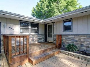 614 Whitehall Dr, Madison, WI 53714