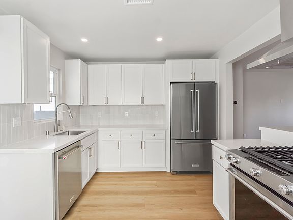 Plenty of storage and counter space