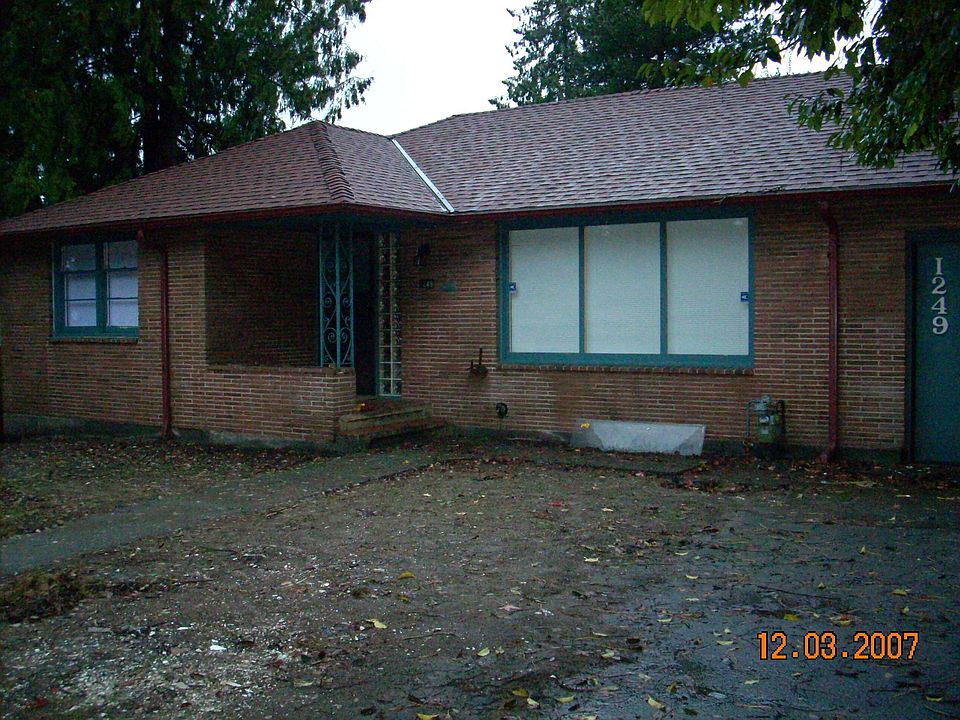 2nd image of 1249 NE 88th St