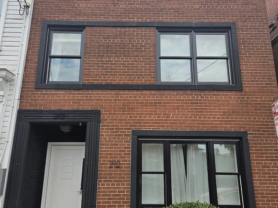 212 N Patrick St #101