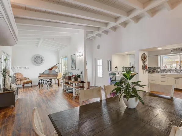 14530 Garden Dr, Miami, FL 33168