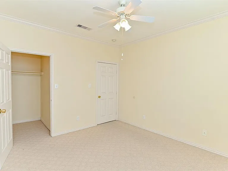 9400 Bellaire Blvd #511 — Photo 25