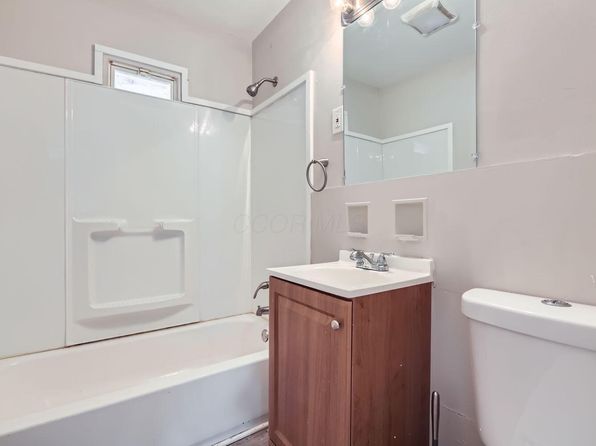 columbus-ohio-443566905 picture