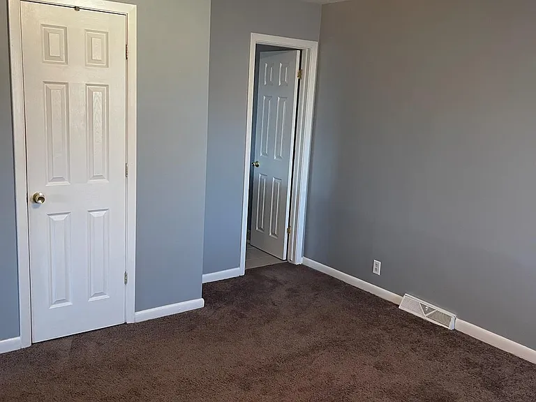 14727 Arbor St — Photo 14