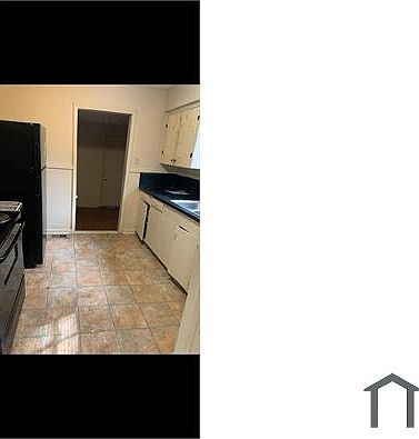 3rd image of 146 Arbor Hill Dr