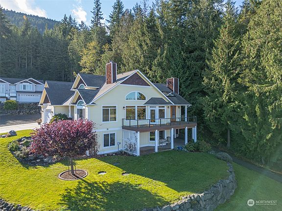 3rd image of 182 Louella Heights Drive