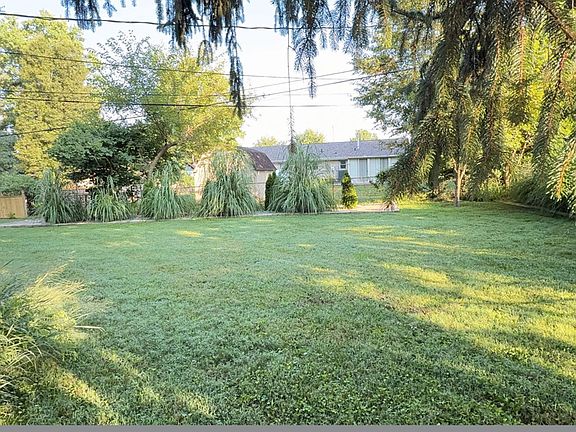 2nd image of 4343 E Deckard Dr