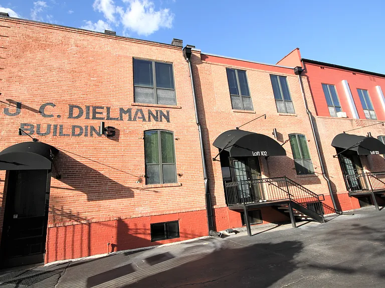 710 S Medina St #203 — Photo 10