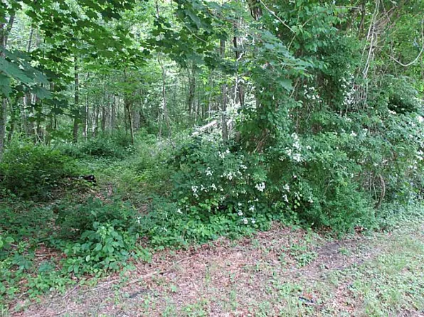37 Quarry Rd, Bradford, RI 02808