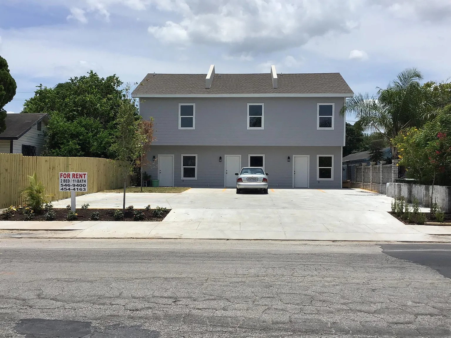 925 W Elizabeth St — Photo 4