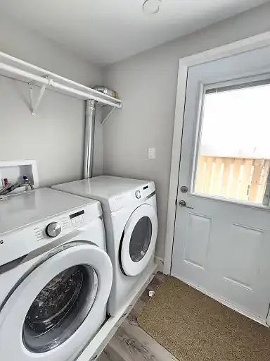 750 Fairbairn St #1A — Photo 2