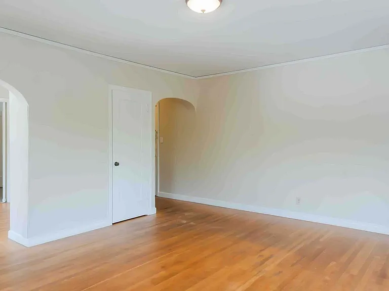 J Street Apartments — Photo 13