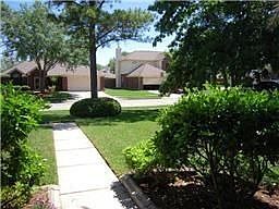 2nd image of 1804 Oakbrook Cir