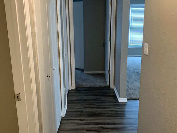 3rd image of 308 Huber St #7
