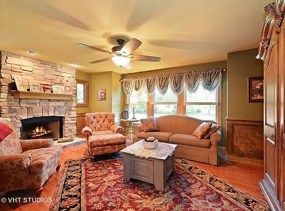 3rd image of 3N486 Coulter Ln