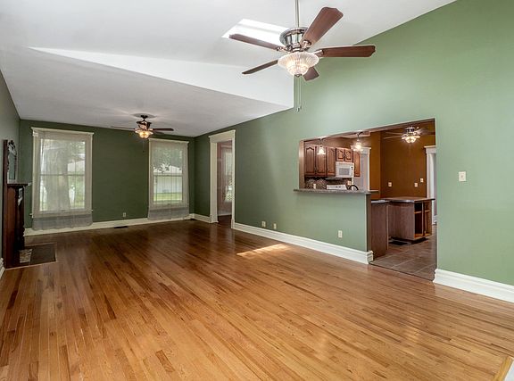 5th image of 501 S Isham St