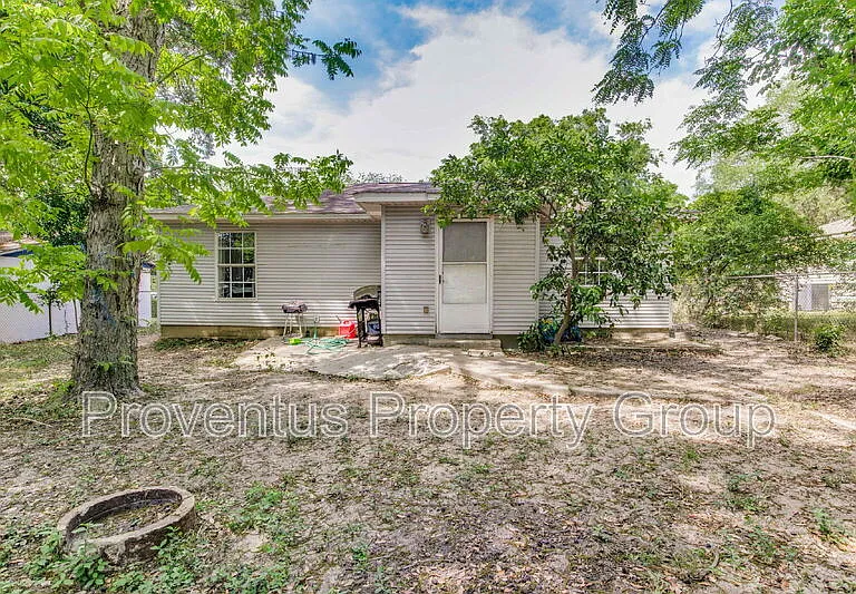 1261 Basin St — Photo 32