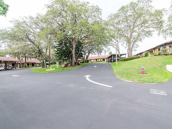 3rd image of 8621 Shadblow Ct APT 4