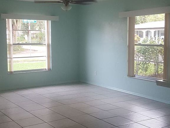 5th image of 901 Royal Oak Ct