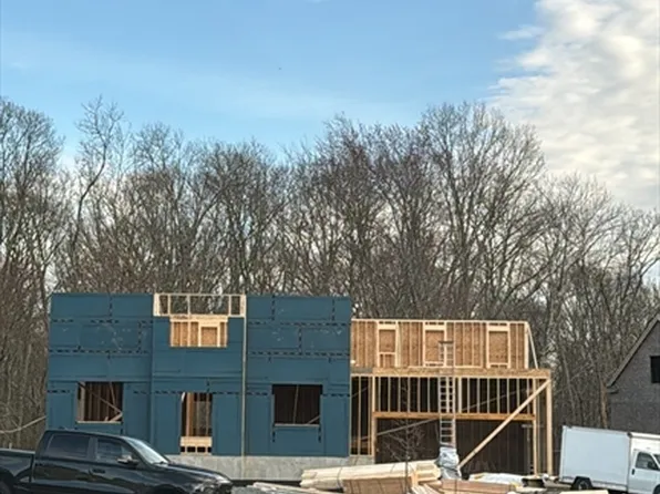 9 Windsor Dr Lot 26, Attleboro, MA 02703