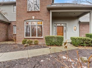 8205 Traders Hollow Ct, Indianapolis, IN 46278