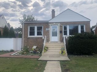 4426 River Rd, Schiller Park, IL 60176